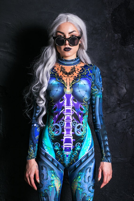 Skin Wars on X: This steampunk maker is dressed to the nines…in BODY PAINT!   / X