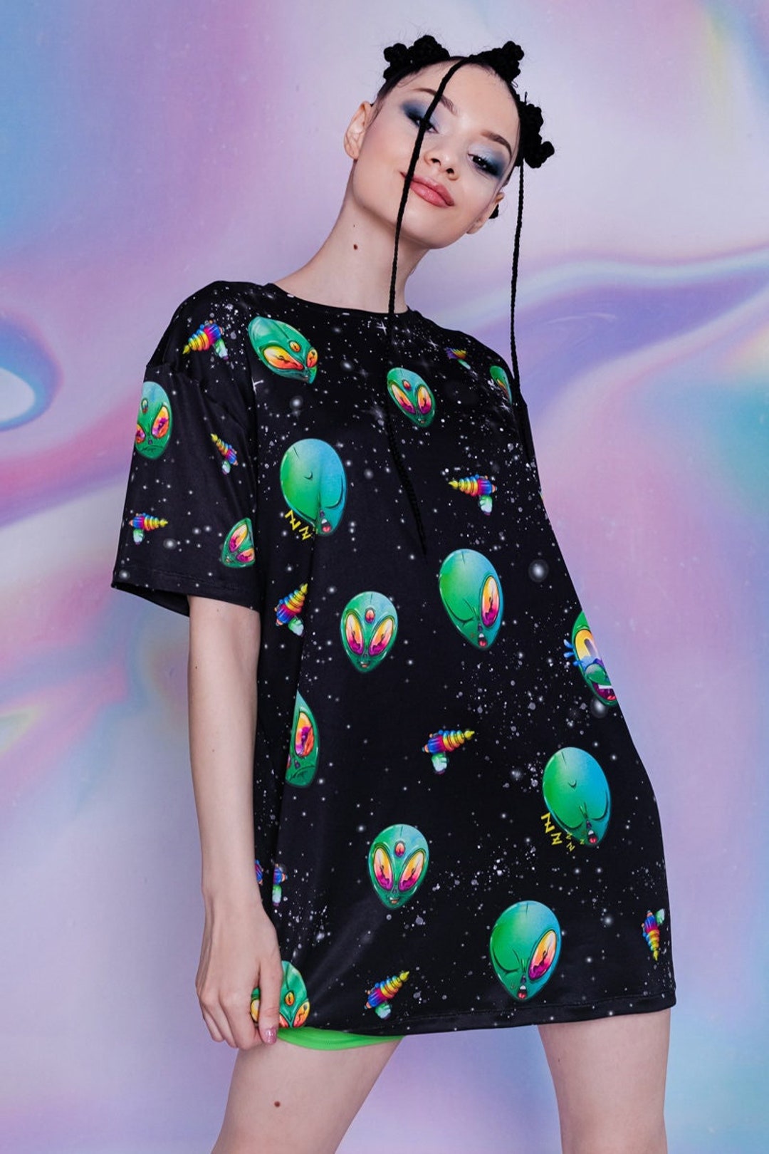 Alien Oversized T shirt Mini Dress Black Graphic Tee With Green Aliens Alien Clothing Alien Tee Dress Rave Womens Tshirts Outfit Etsy Ireland