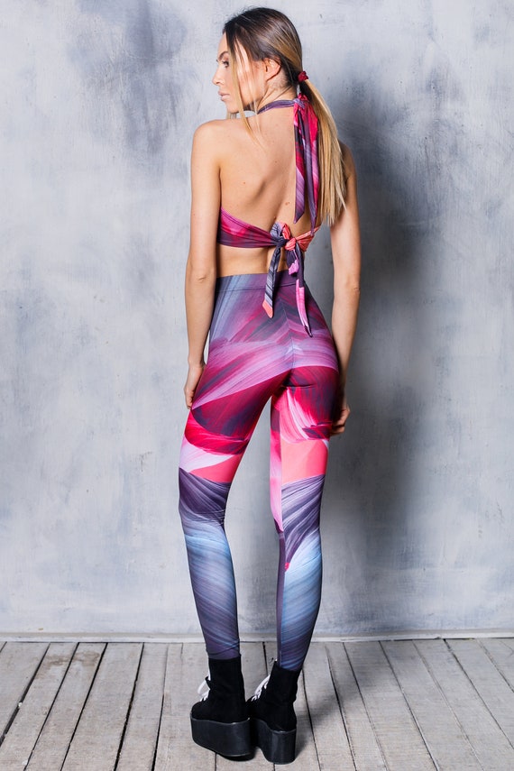 Wine Workout Leggings - Special Polyester Spandex Fabric - UV