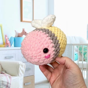 ペンシルビー | 先生へのプレゼント | 教室の装飾 | ぬいぐるみ | ぬいぐるみ | 編みぐるみ | 鉛筆 | かぎ針編み
