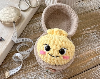 Baby Dimples Dumpling Plushie with Steamer Basket - Amigurumi Stuffed Toy - Sunshine