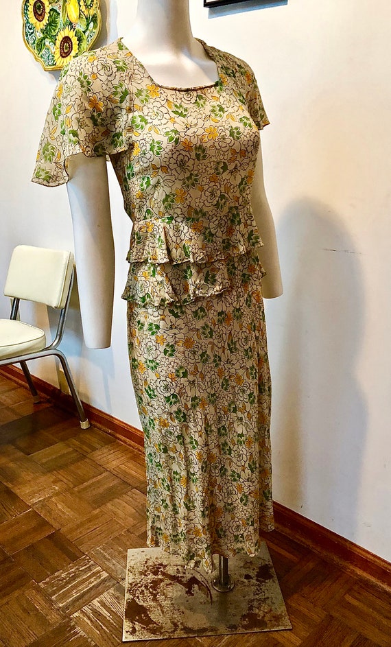 Vintage 1920s/30s Rayon floral print double peplum