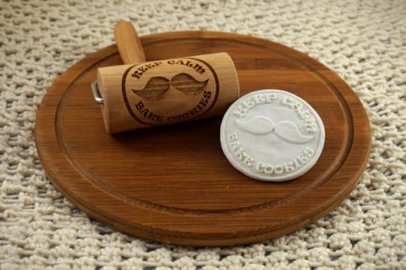 Rolling Pin Embossed with KEEP CALM and BAKE Cookies Pattern for Baking Engraved cookies Size Roller 4 inch