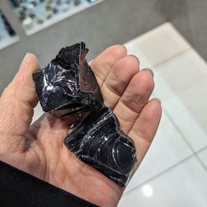 Rohe Obsidian Brocken - Schutz Kristall | Kleiner Rohstein für Schutz vor Negativität | Roh Obsidian