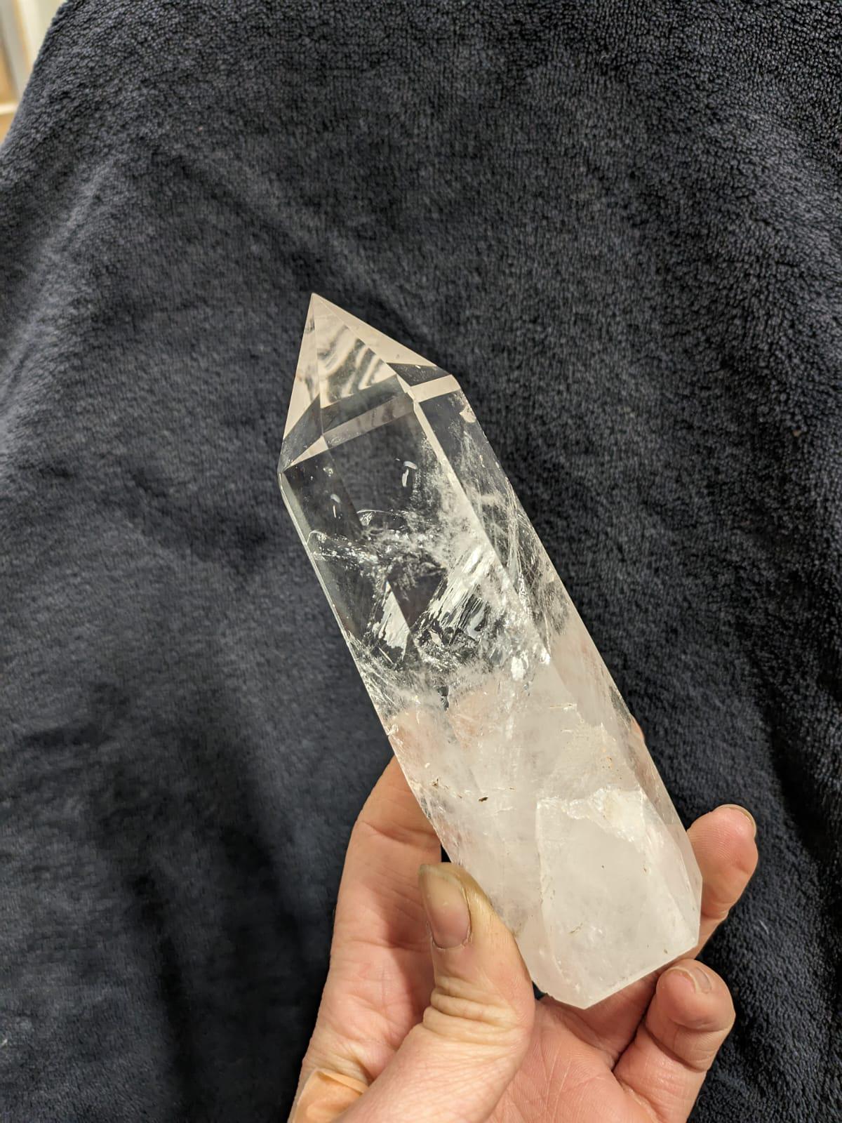 クリアクォーツタワー | エネルギーと透明感を与える天然水晶ポイント