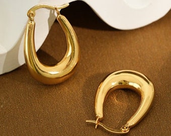 Thick oval minimalist hoop earrings