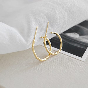 Gold hammer hoop earrings