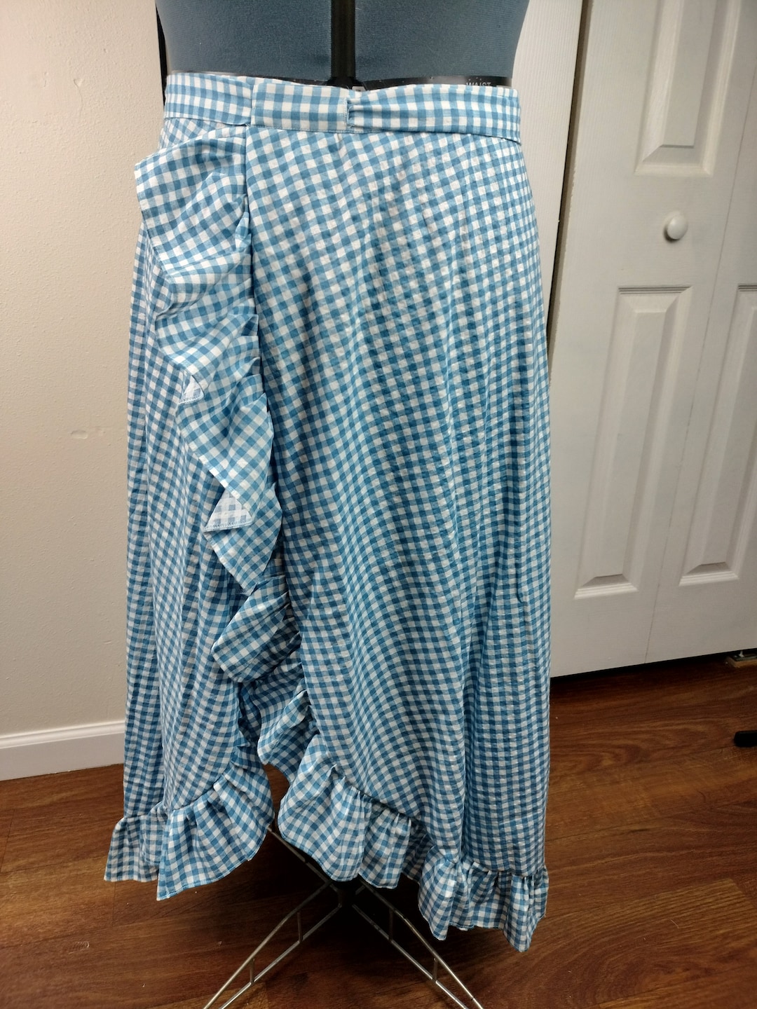 Gingham maxi skirt (black, blue)