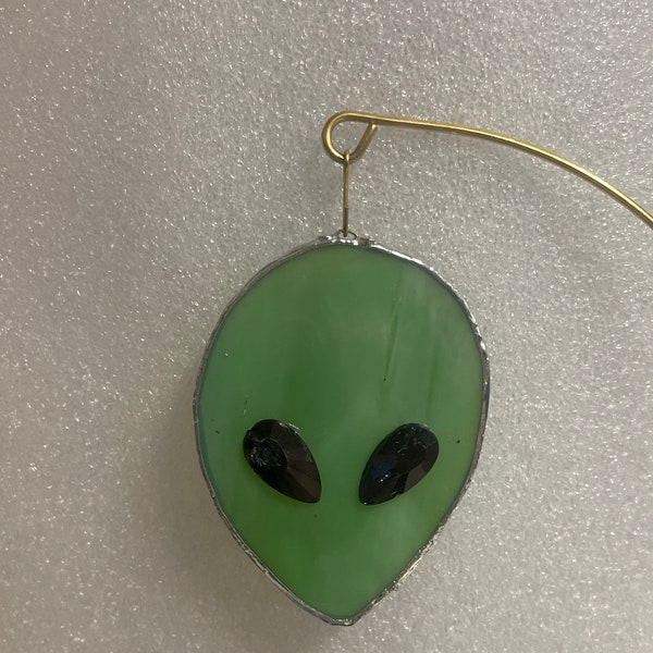 Green Alien head Stained Glass Sun catcher Big Black Eyes