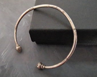 Small vintage silver bangle from Laos, ethnic, tribal, collectible