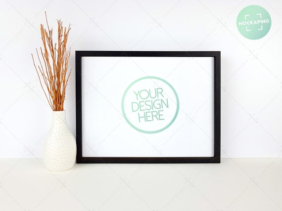 Vertical Black Frame Mockup 8x10 Frame Black Smart Object Vertical Black Frame Mockup 8x10 Frame Black Smart Object
