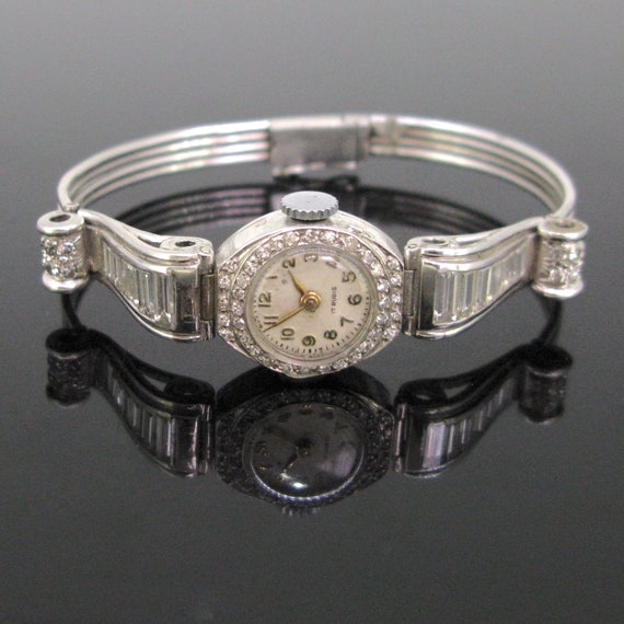 Art Deco Lady Diamond Manual Wind Wristwatch, 18k… - image 1