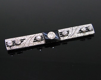 Art Deco Onyx and Diamonds Bar Brooch, 18kt gold and platinum, France, circa 1920