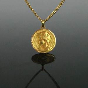 Vintage Child Profile Pendant, 18k yellow gold, France