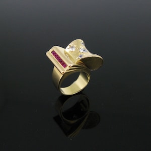 Vintage Retro Diamonds Tank Ring, 18kt yellow gold, circa 1940