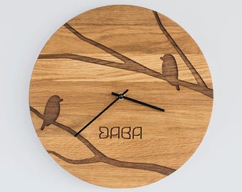 Horloge murale en bois de chêne TOMS, horloge en bois massif, tenture murale, accessoire pour la maison, décor de salon, idée cadeau de pendaison de crémaillère, montre silencieuse