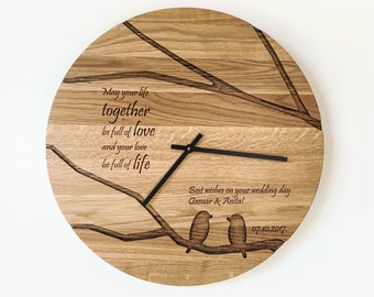 Cadeau de mariage, cadeau de mariage personnalisé, cadeau d'anniversaire, horloge murale TOMS avec gravure personnalisée, cadeau de mariage des parents