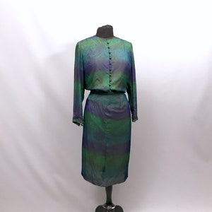 Amazing 1950s silk chiffon two piece skirt and blouse image 2