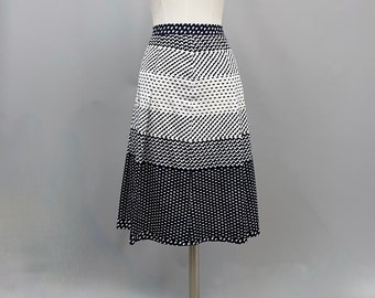 1970s blue and white pleated high waisted skirt