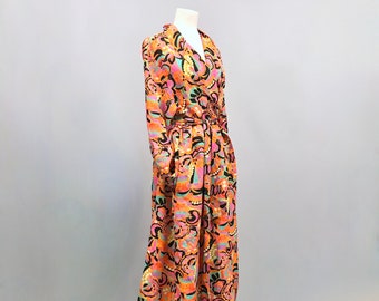 1970s Psychedelic Maxi Robe Dress, Pinks & Orange, Made in England
