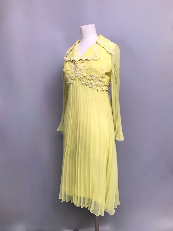Incredible 1960s Bright yellow chiffon pleated dr… - image 7