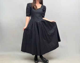 1980 Laura Ashley Vestido de algodón negro / mangas abullonadas y bullicio trasero / vestido de fiesta