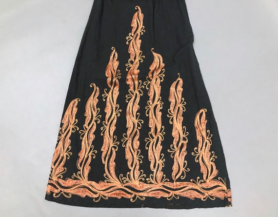 Incredible 1970s Cotton Maxi Dress with embroider… - image 10