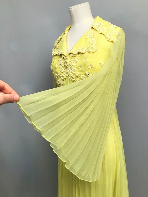 Incredible 1960s Bright yellow chiffon pleated dr… - image 8