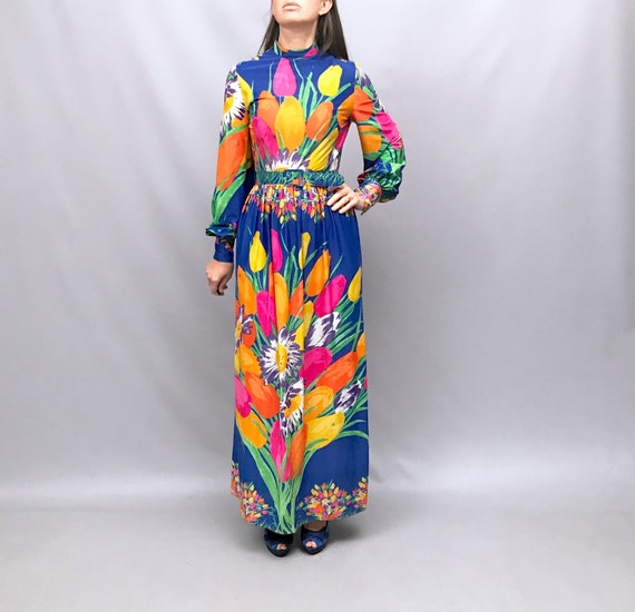 Amazing 1970s giant floral print Maxi dress