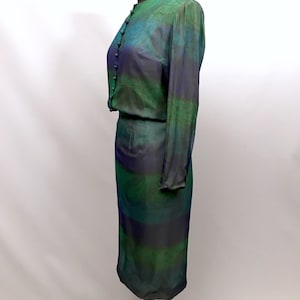 Amazing 1950s silk chiffon two piece skirt and blouse image 5