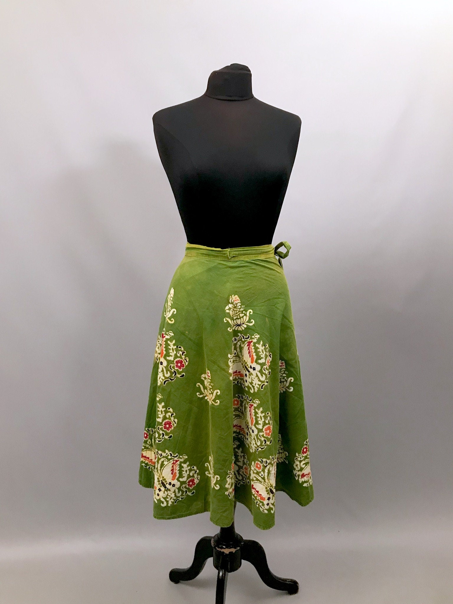 Image of S Cotton Green Wrap Skirt With Batik Style Butterfly Print