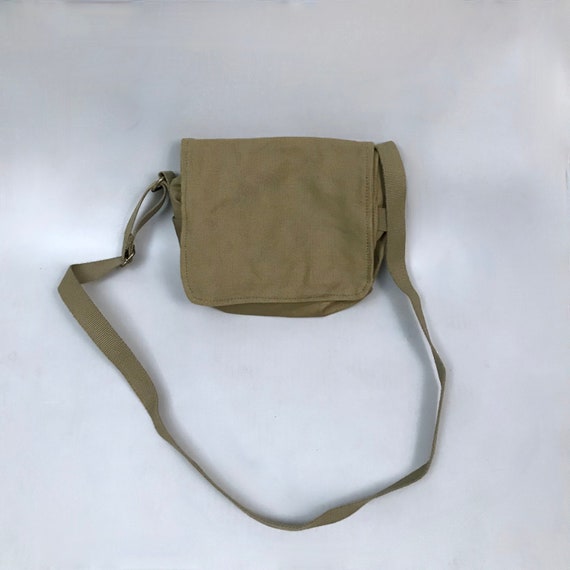 green canvas crossbody bolsa