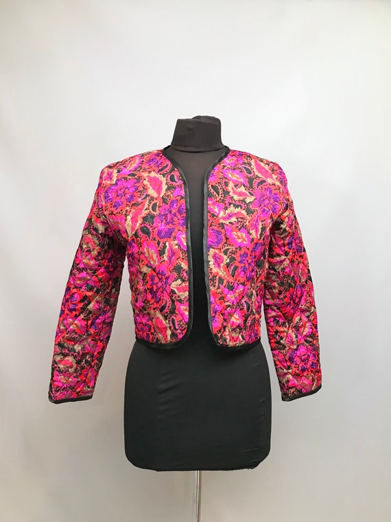 1980s Cute Pink florals and paisley quilted Boler