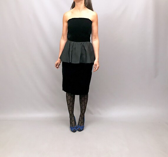 Cute 1980s Black velvet party dress with peplum bu