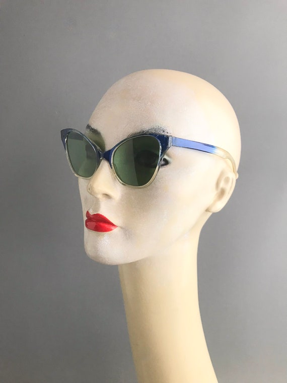 Original 1950s cat eye sunglasses with plastic ca… - image 9