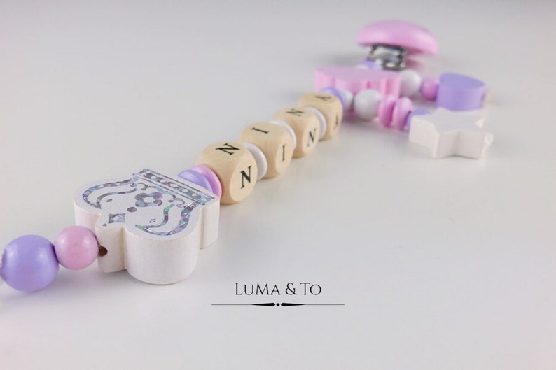 Pacifier clip