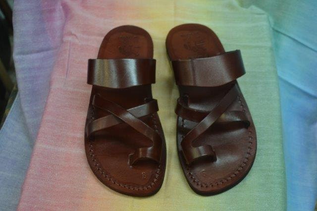 Leather Jesus toe sandals for men can serve for women too | Etsy