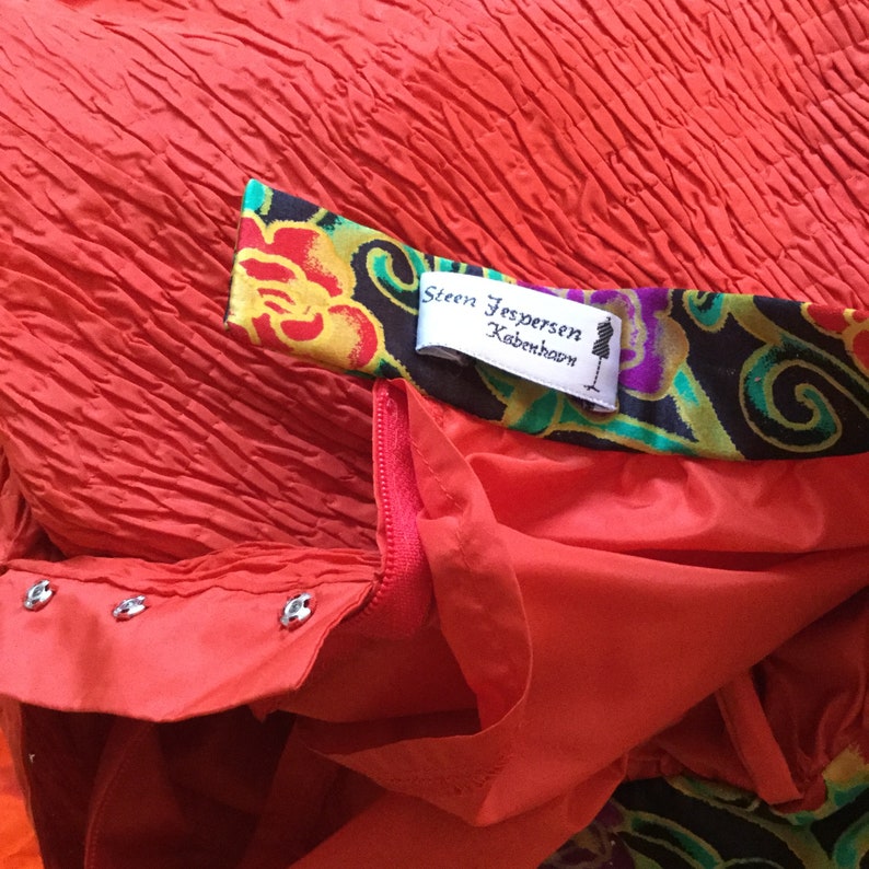 1990s red taffeta silk skirt image 8