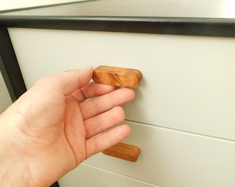 Minimalist Contemporary Cabinet Knobs – Mid Century Modern Drawer Pulls for Wardrobes, Kitchens & Furniture Upgrades