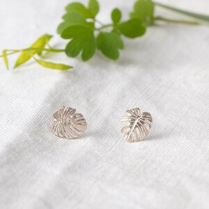 Monstera leaf stud earrings in sterling silver and gold plate 925 sterling silver