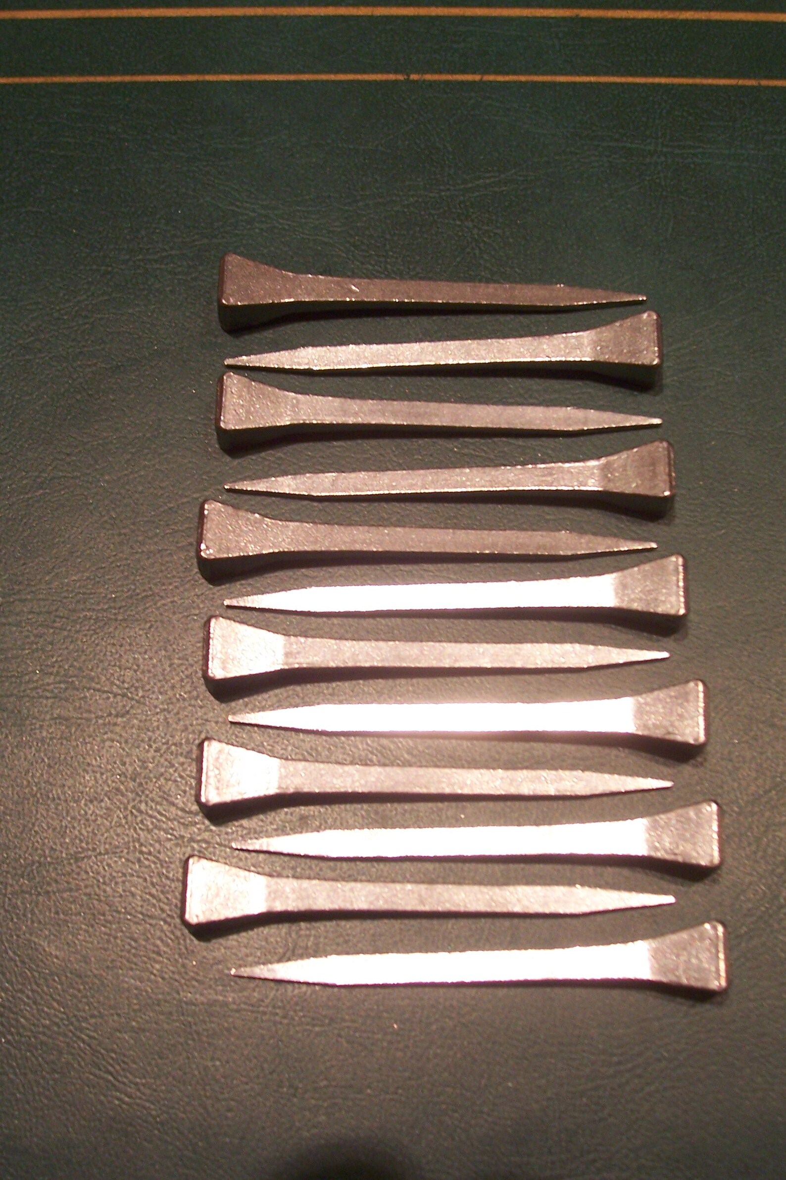 HORSESHOE NAILS New STEEL 12 Pack for Stained Glass Copper Foiling