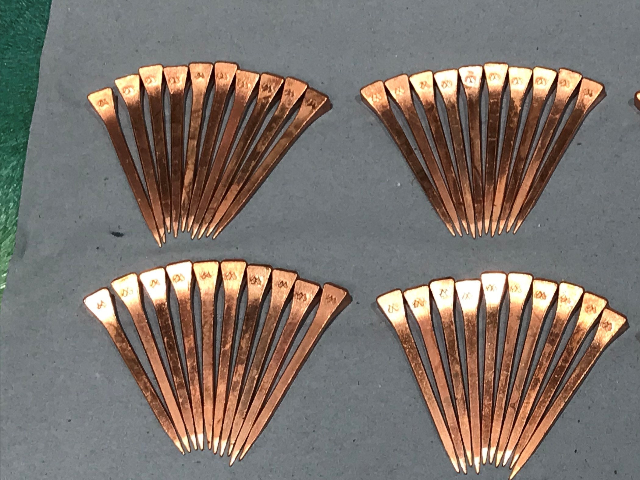 40 NEW COPPER COATED Horseshoe Nails 51mm Free P&p for Stained Etsy