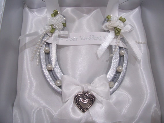 wedding horseshoe