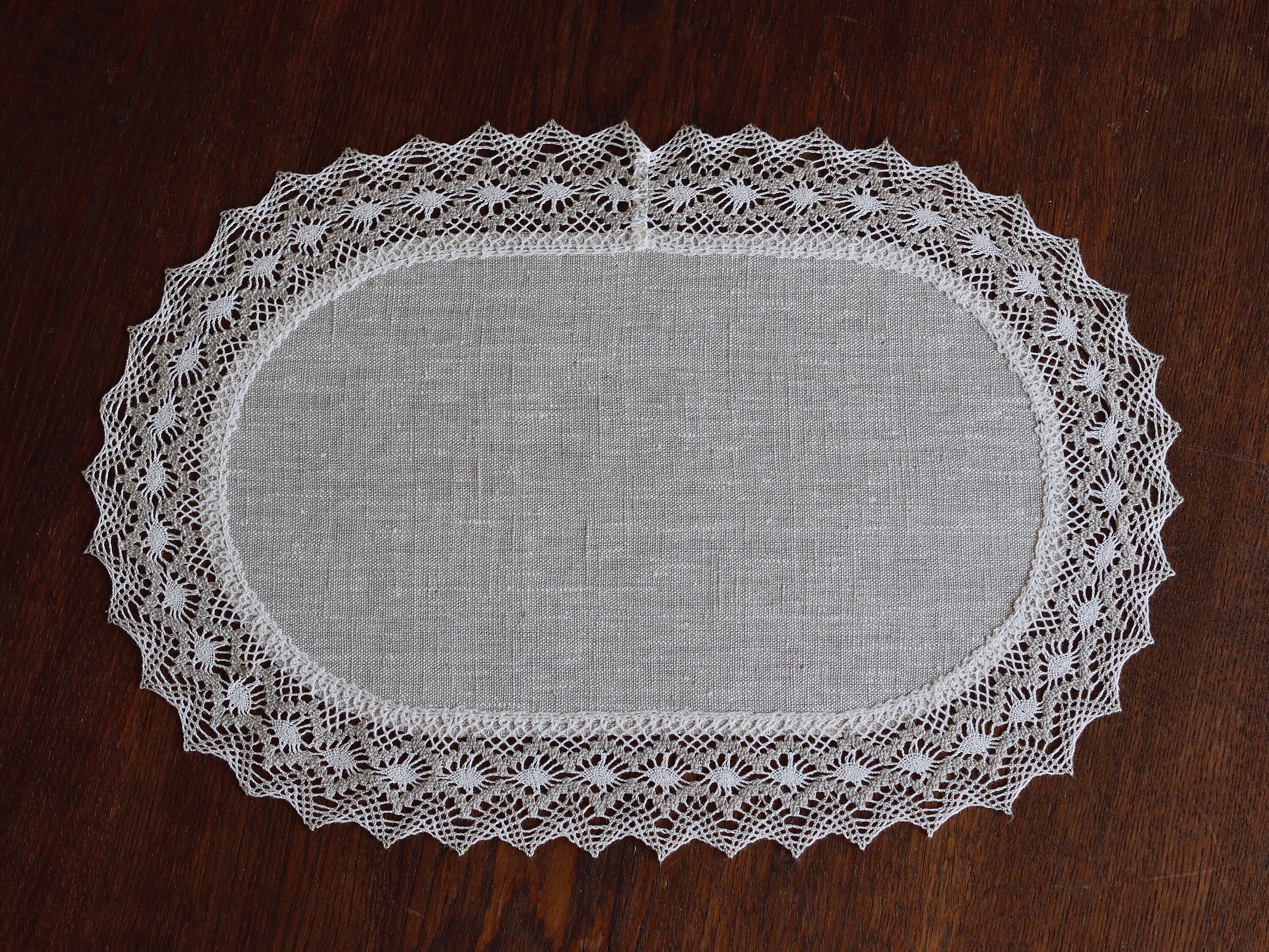 Linen and Lace Table Placemats Set of Small Cloth Doilies Dressing ...