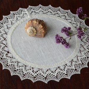 Round linen doily small off white linen lace place mats modern table topper Antique Vintage style table decor Set of reusable doily mats