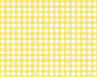 Riley Blake Designs Honey Run Check in yellow, quilting cotton for quilt making, clothing, home decorations and crafting