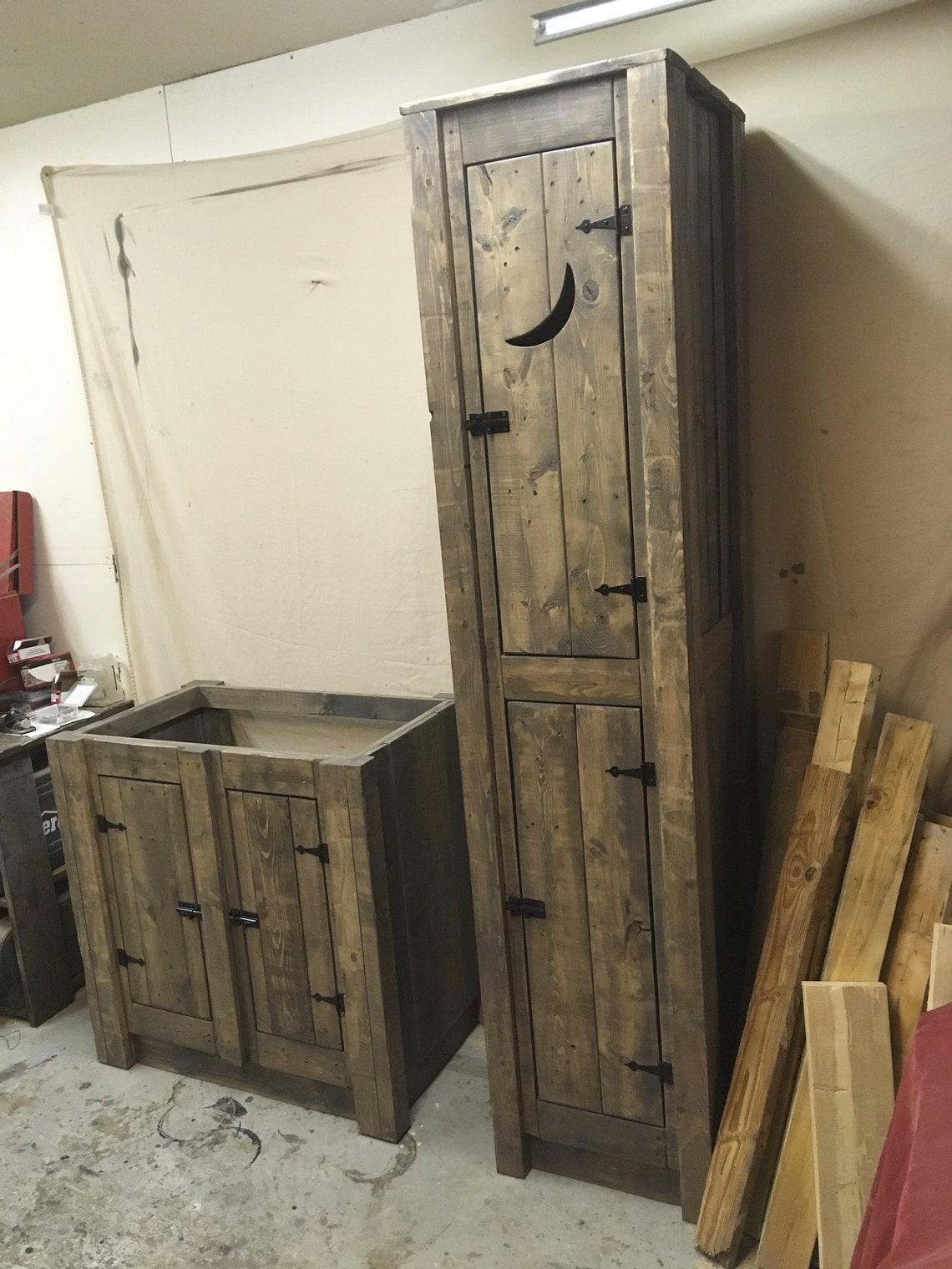 Vanidades y gabinetes de madera recuperados | Etsy