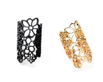 LACE RING Cuff Ring Chantilly lace Vintage Inspired Gold or Black Gilded Flower Lace Lightweight Popular Bridesmaid Gift