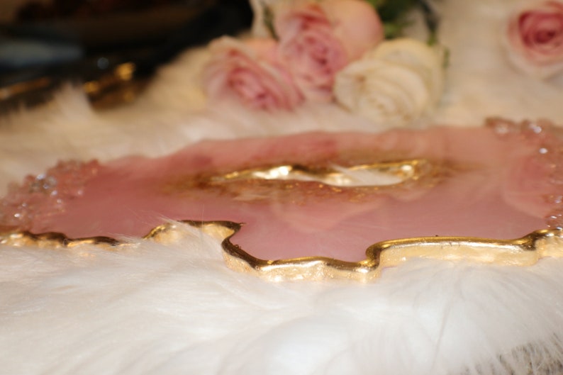 Rose quartz inspired resin tray