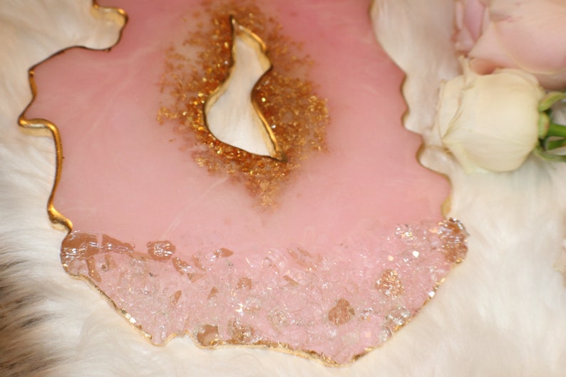 Rose quartz inspired resin tray